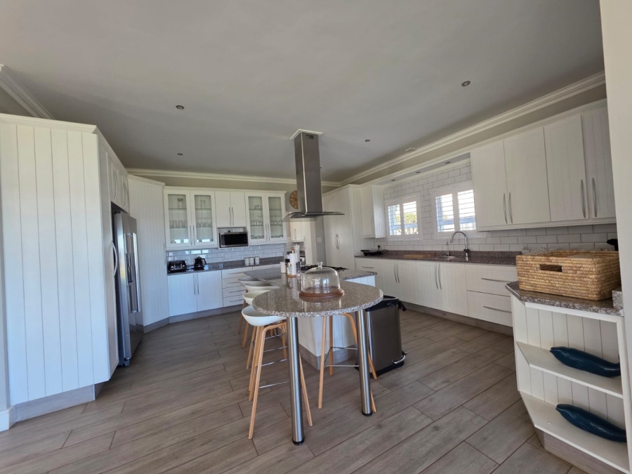 4 Bedroom Property for Sale in Deneysville Free State